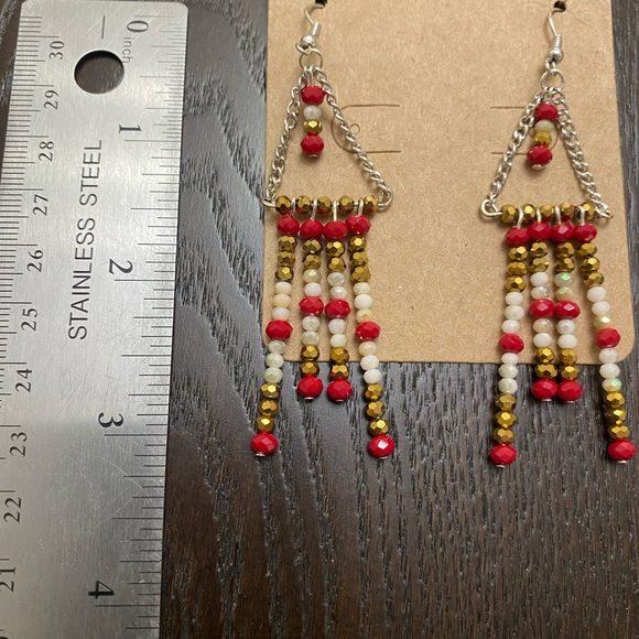 C: Three-colour Dangling Earrings - Picture 3 of 3